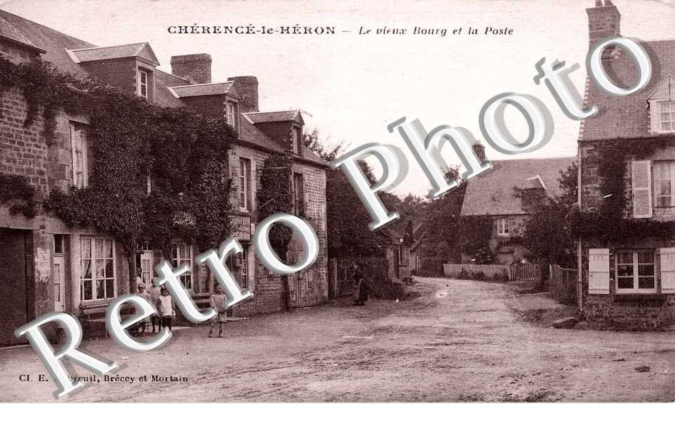 le vieux bourg et la poste