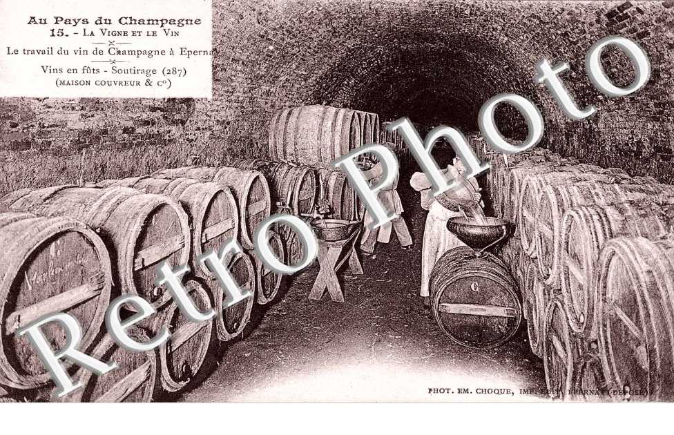 AU PAYS DU CHAMPAGNE MAISON COUVREUR & CIE
