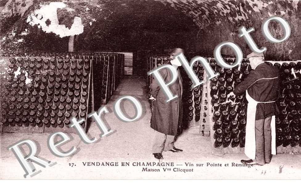 Vendange - Vin sur pointe et remuage - Maison Vve Clicquot