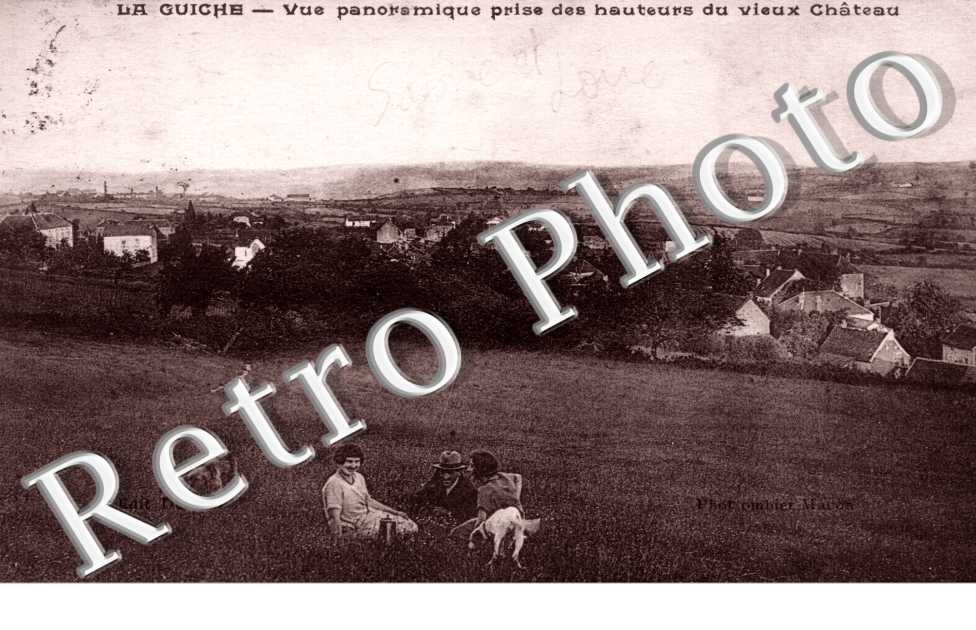 (LA)   Vue panoramique prise des hauteurs du vieux chateau