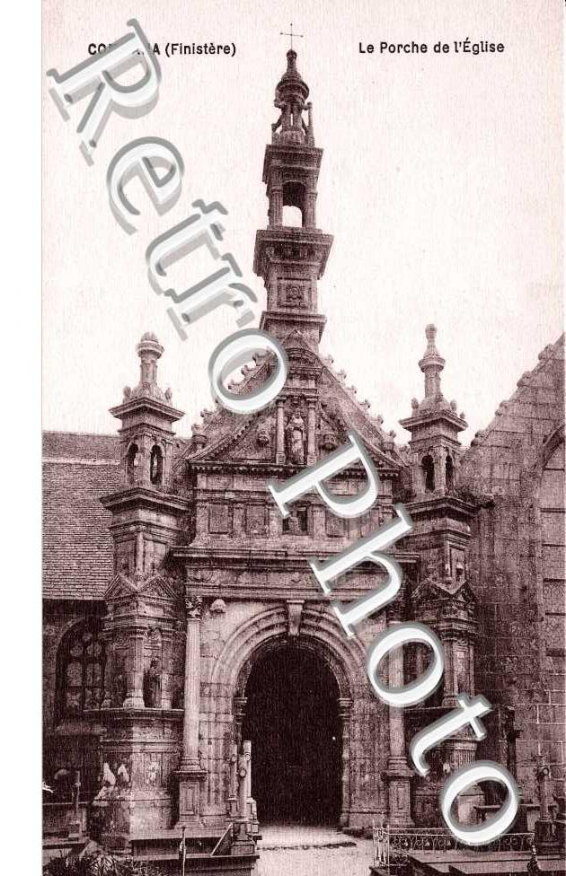 le porche de l&#039;eglise