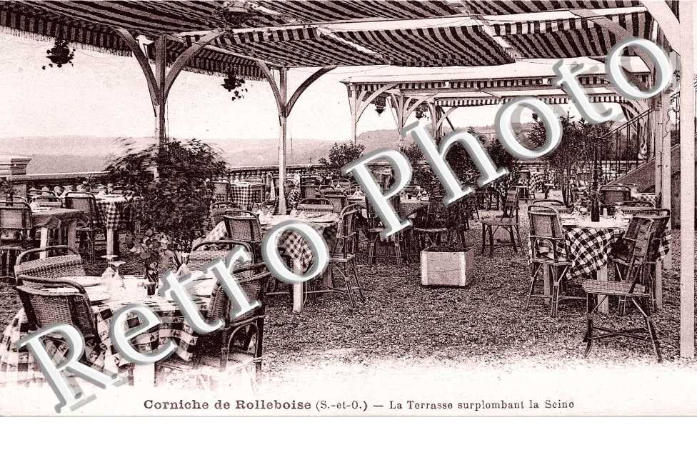 Corniche - La terrasse surplombant la Seine