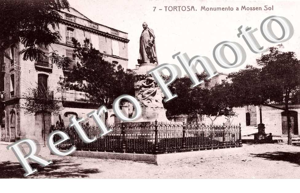 Monumento a Mossen Sol