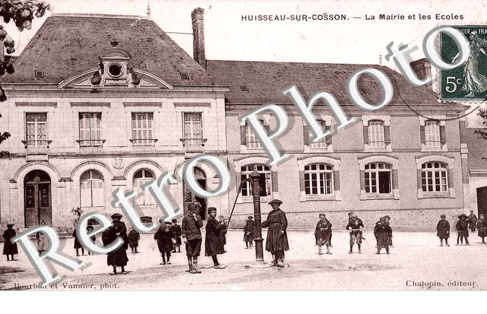 la mairie et les ecoles