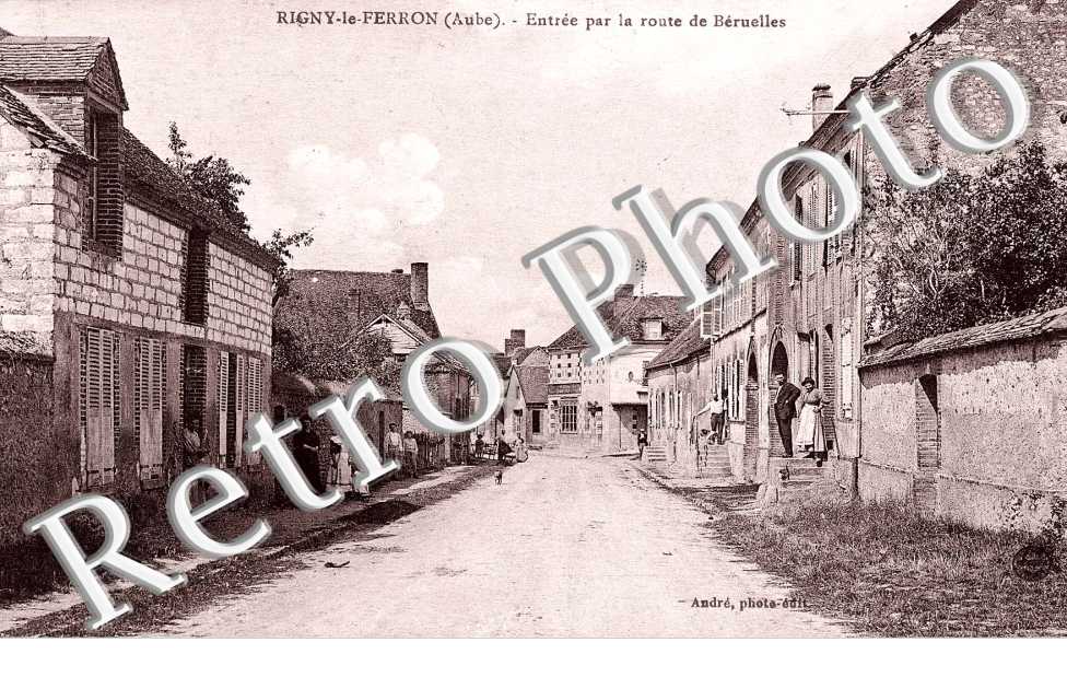 Entree par la Route de Beruelles