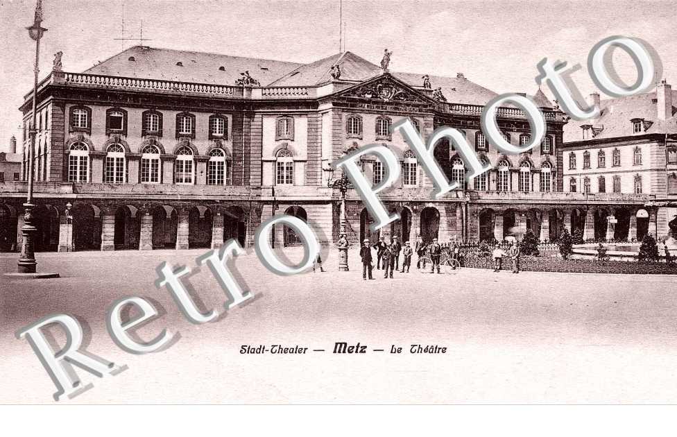 Le Théatre