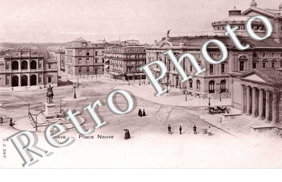 Place Neuve.