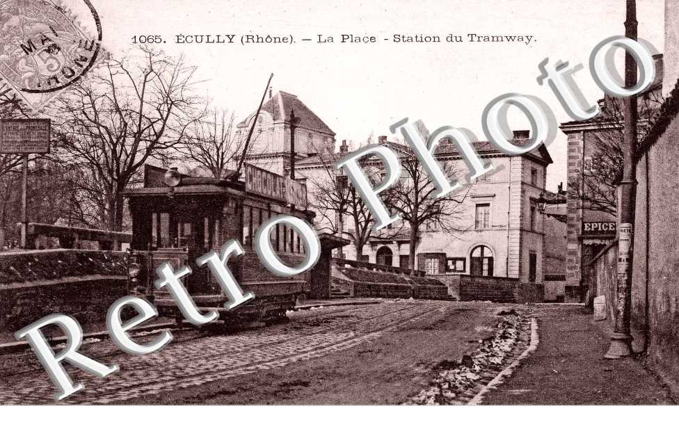 La place - Station du tramway