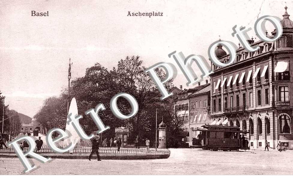 Aschenplatz.