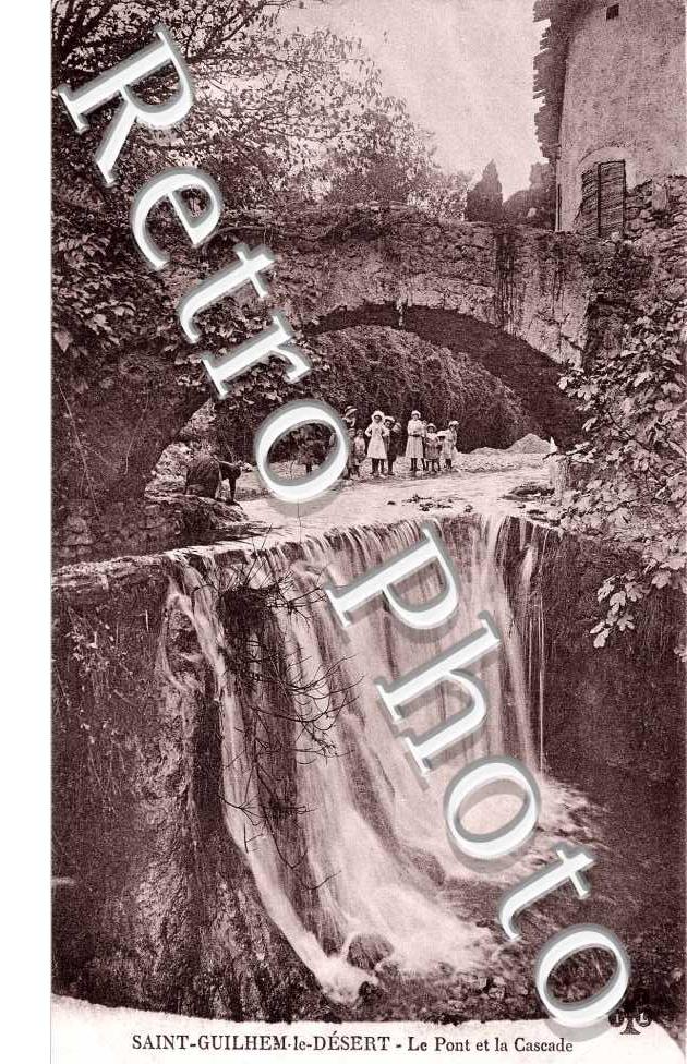 Le pont et la cascade.