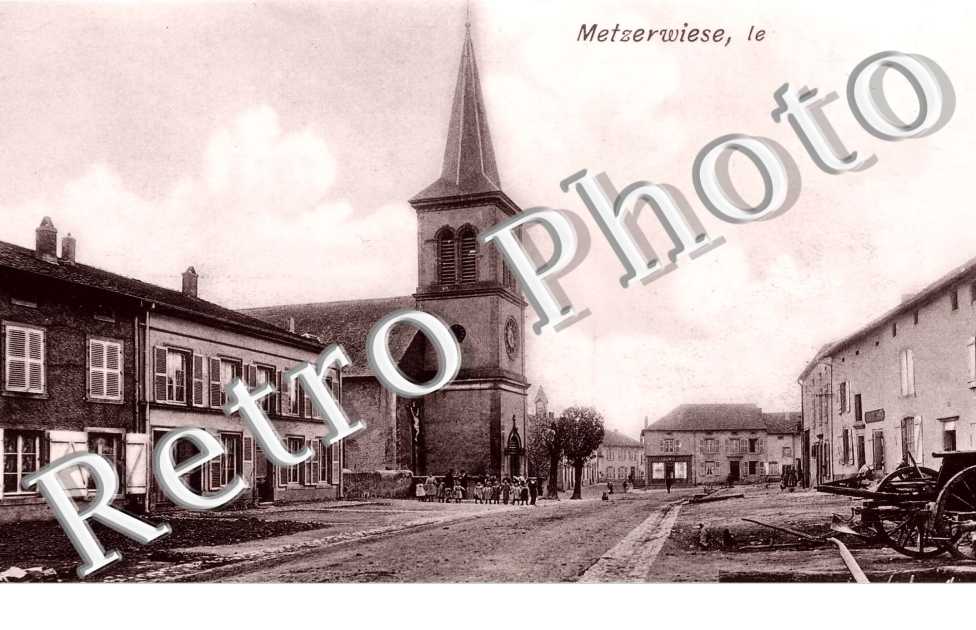rue principale vers eglise