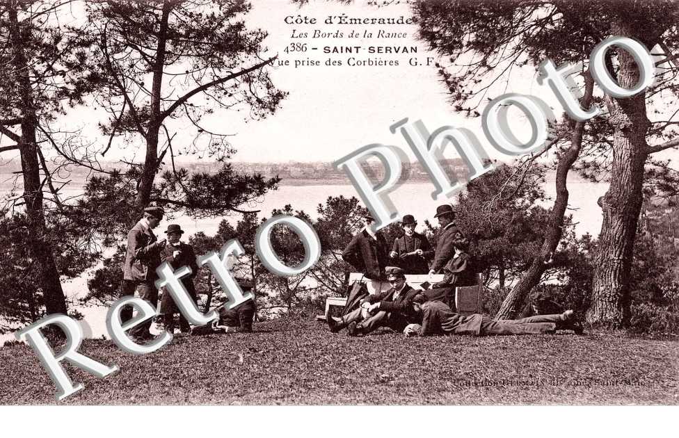 Les bords de la Rance Vue prise des Corbieres
