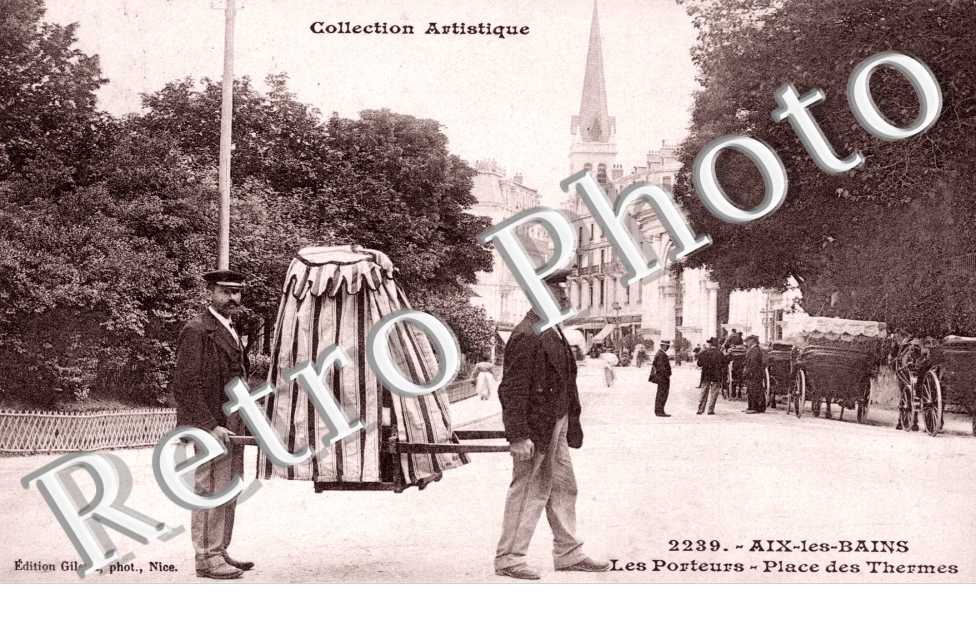 Les porteurs - Place des thermes