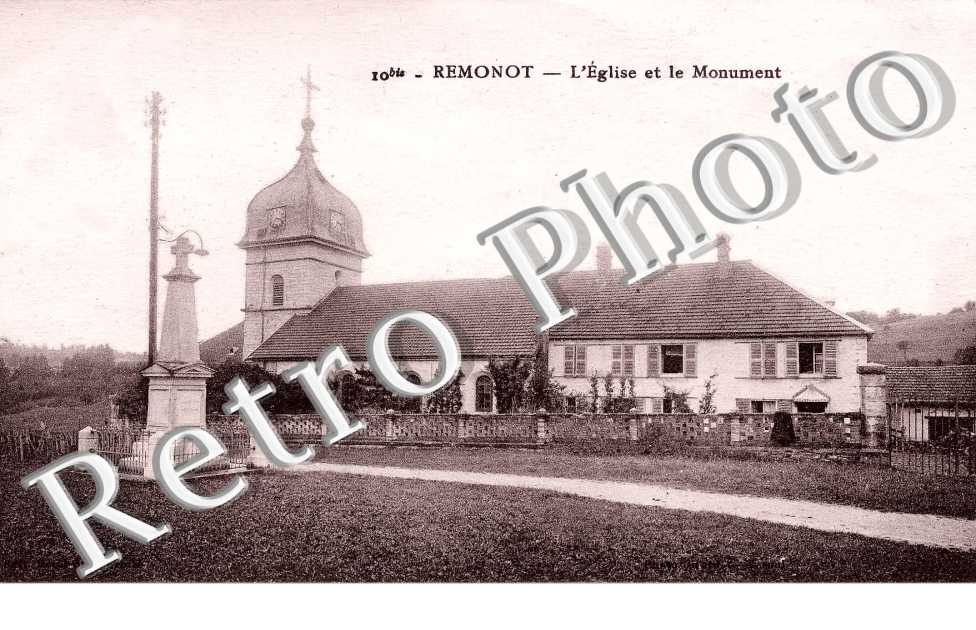 l&#039;eglise et le monument