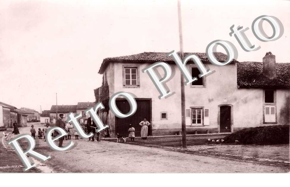une rue animee