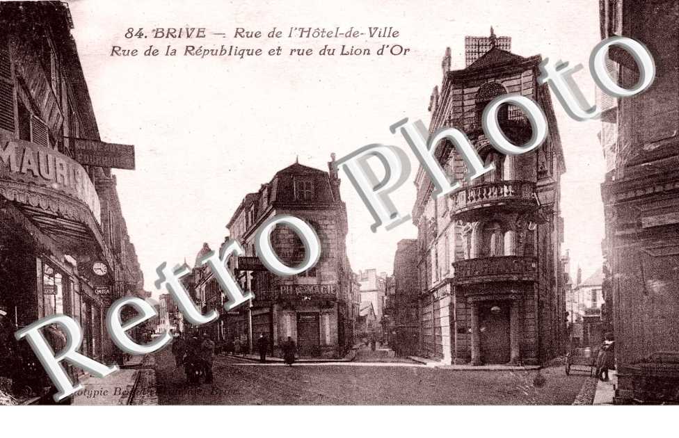 rue de l&#039;Hotel de Ville Rue de la Republique et rue du Lion d&#039;Or