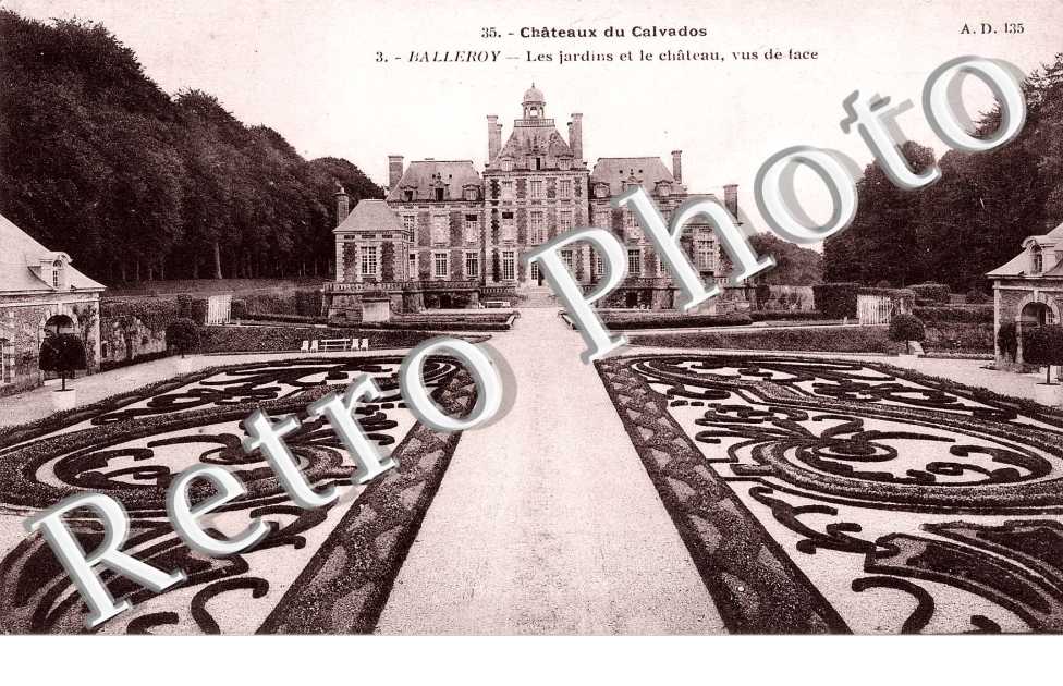 les jardins et le chateau, vus de face