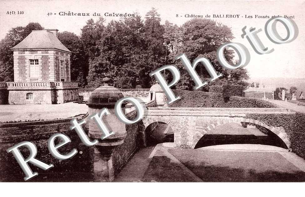 le chateau, les fosses et le pont