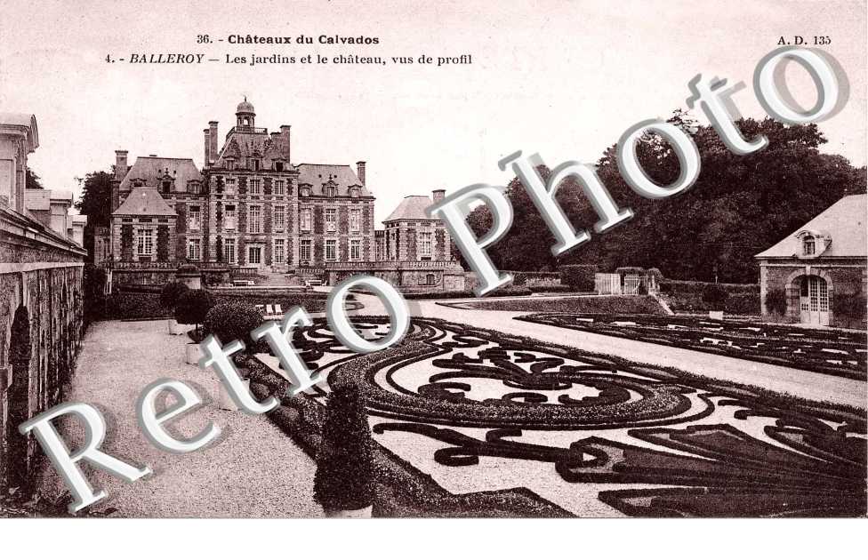 les jardins et le chateau, vus de profil
