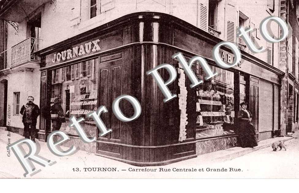 Carrefour Rue Centrale et Grande Rue