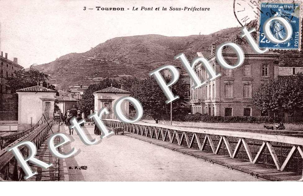 Le Pont et la Sous Prefecture