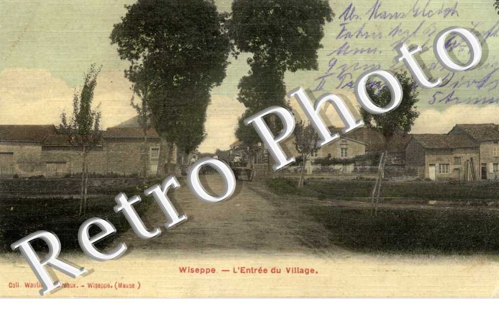 l'entree du village
