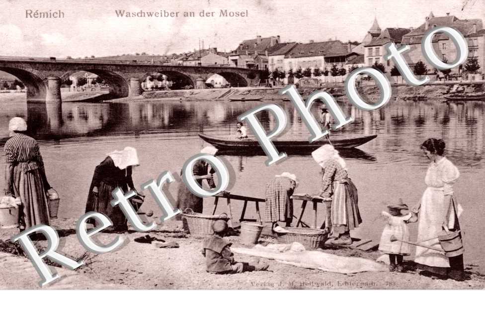 Waschweiber an der Mosel