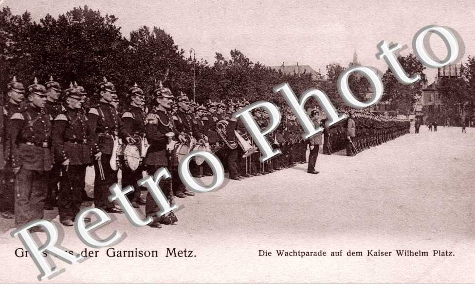Die Wachparade auf del Kaiser Wilhelm Platz