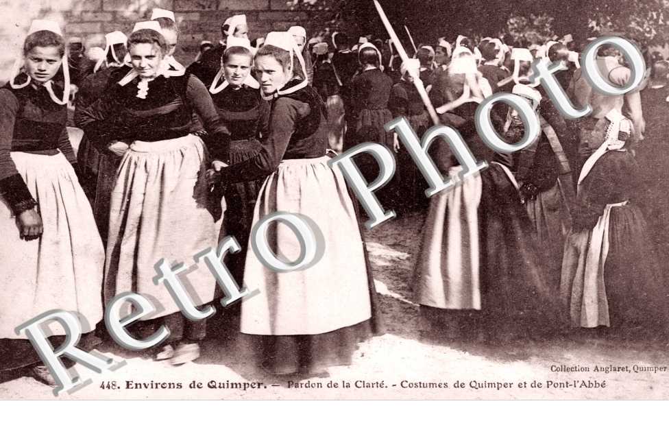 Pardon de la Clarte, Costumes de Quimper et de Pont-l&#039;Abbe