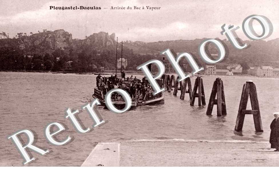 Arrivee du Bac a Vapeur
