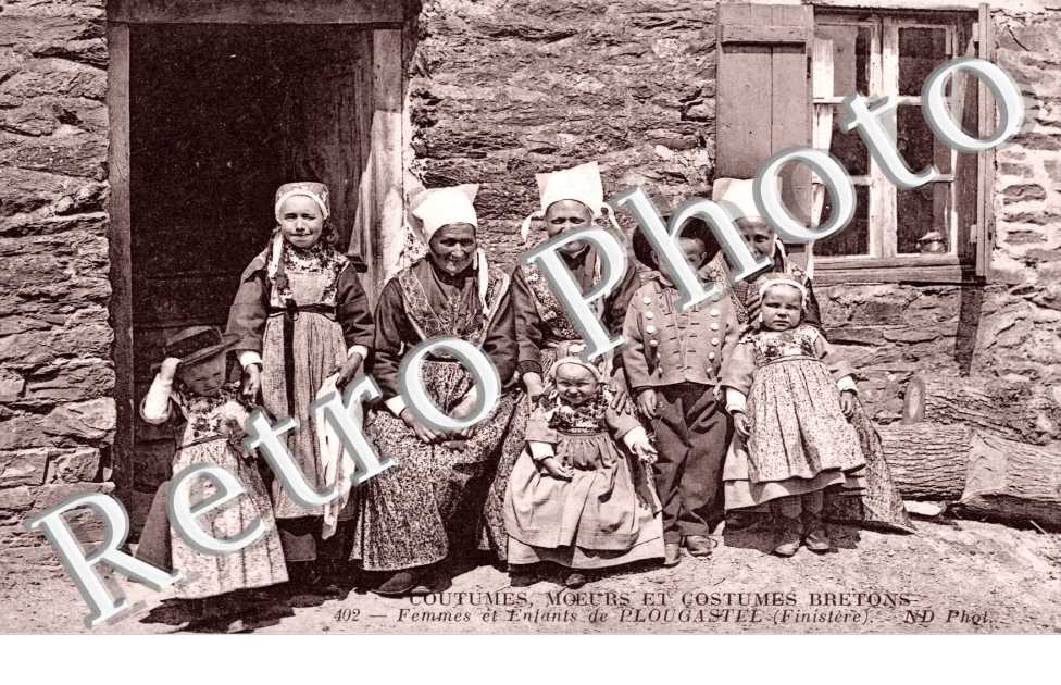 Femmes et enfants de Plougastel