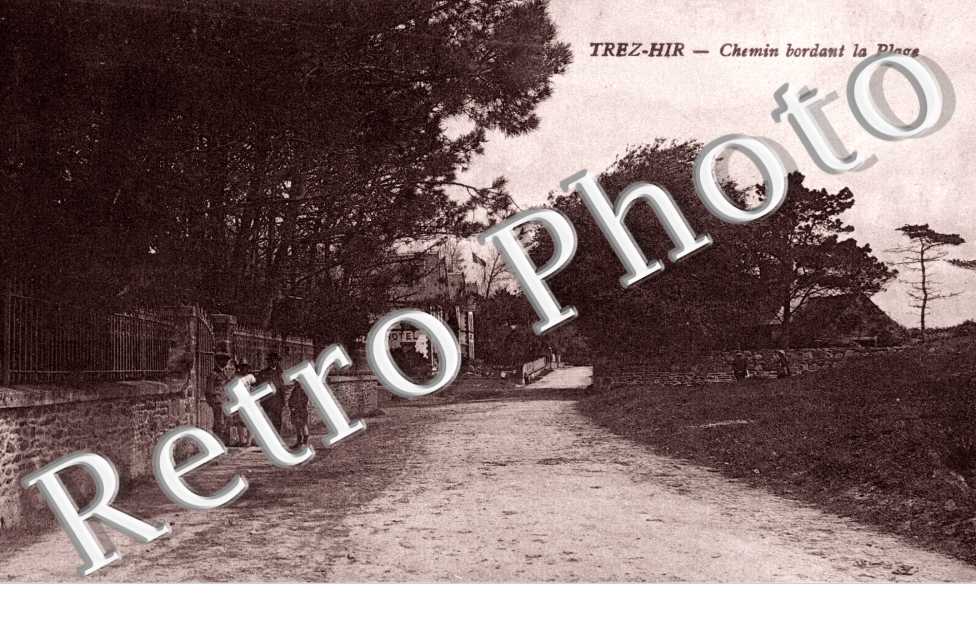 trez hir, chemin bordant la plage