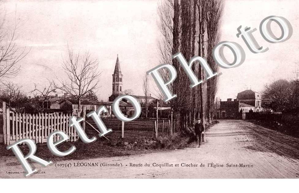 Route de Coquillat et clocher de l&#039;eglise