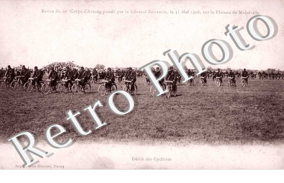 Revue du 20° Corps d'Armee passee par le General Bailloud, le 31 Mai 1906 sur le Plateau