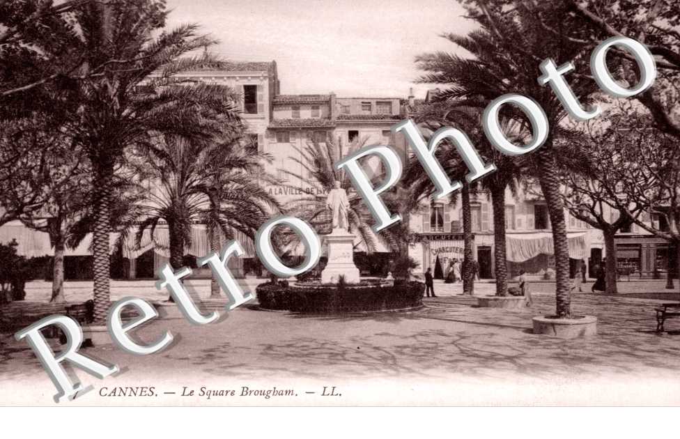 Le Square Brougham