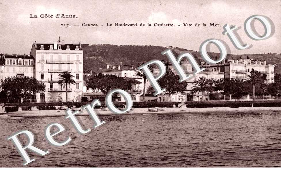 le Boulevard de la Croisette, Vue de la Mer