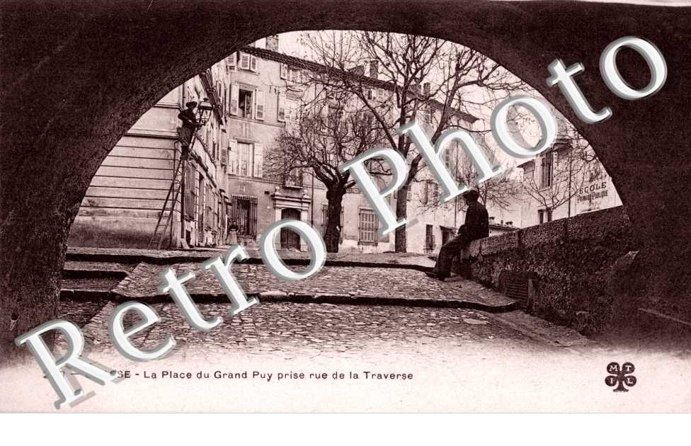 La place du Grand Puy