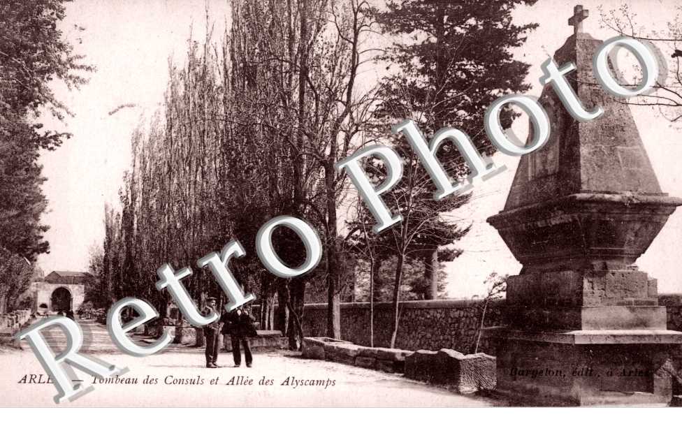 Tombeaux des Consuls et Allee des Aliscamps
