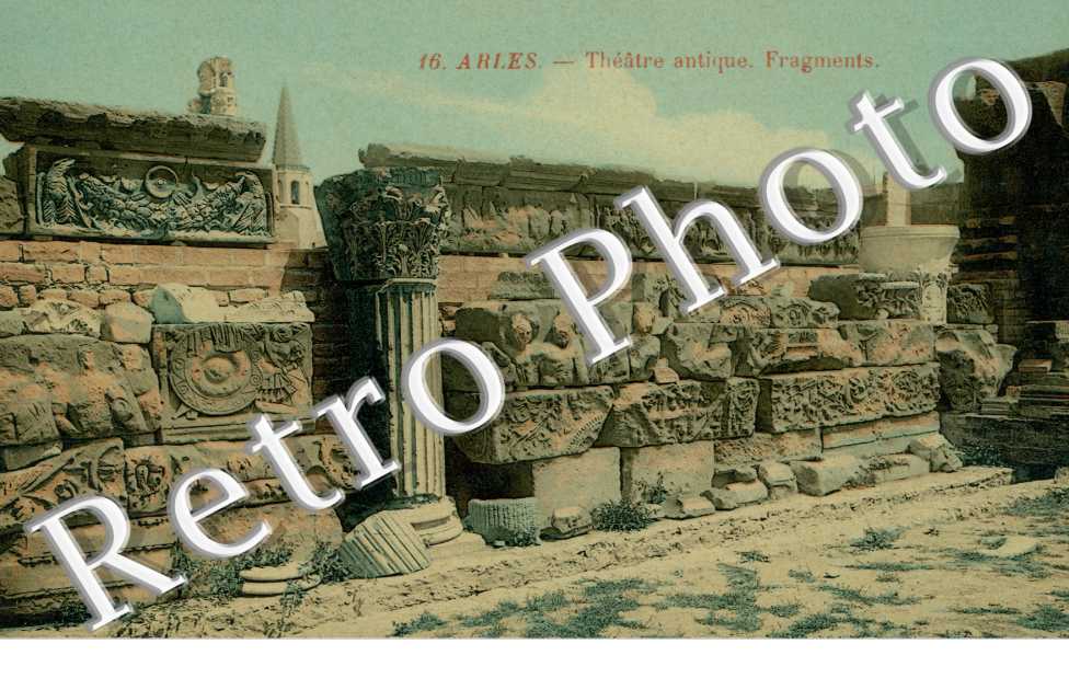 Theatre Antique, Fragments
