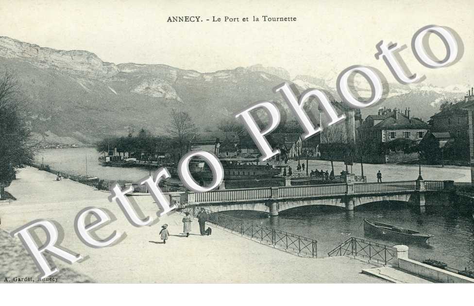 Le Port et la Tournette