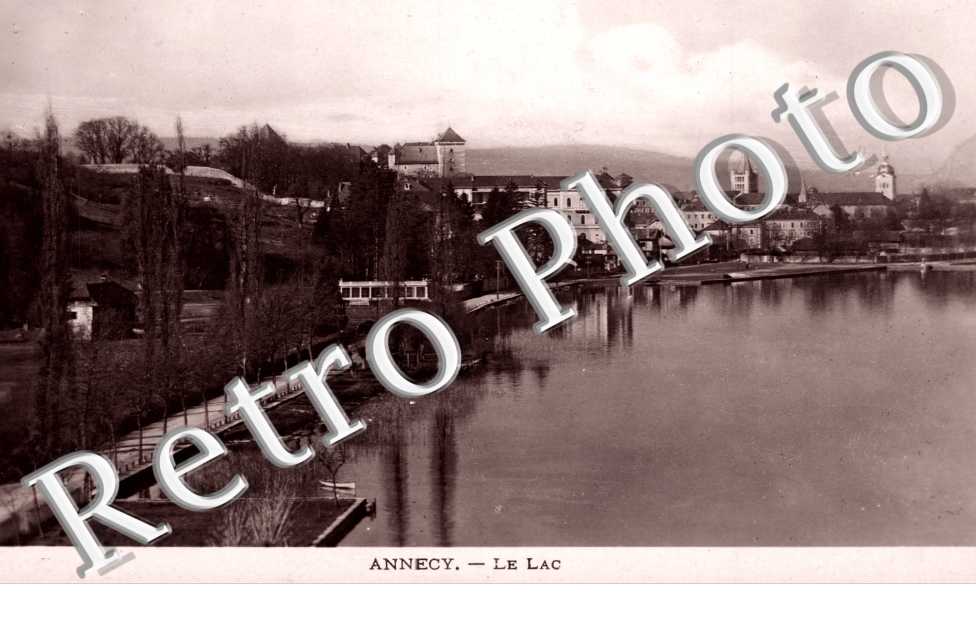 Le Lac