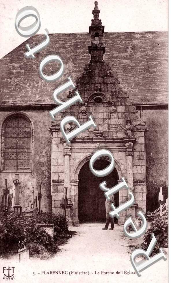 le Porche de l&#039;Eglise