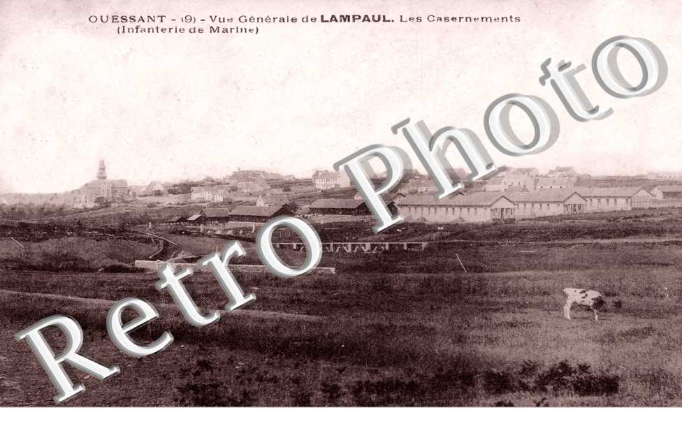 vue generale de LAMPAUL  Les casernements