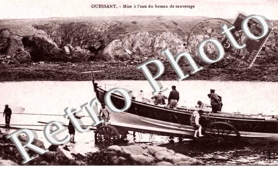 Mise a l&#039;eau du Bateau de Sauvetage