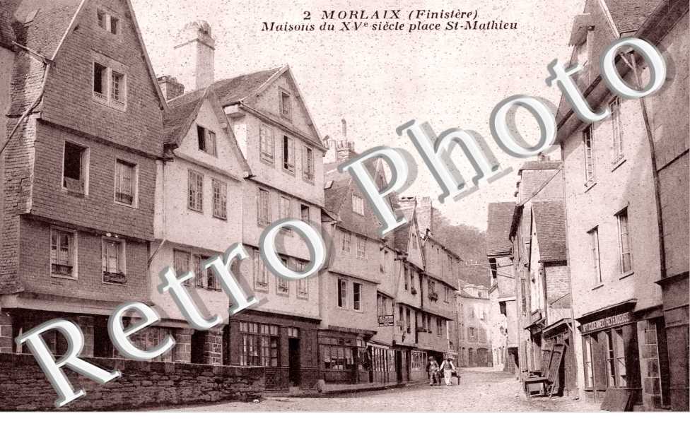 Maisons place Saint Mathieu