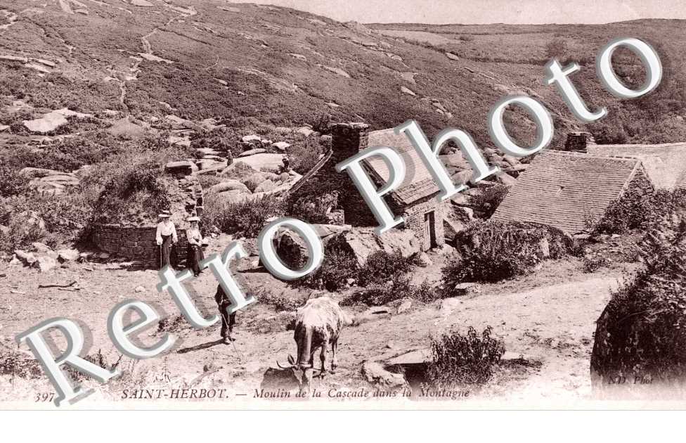 Saint Herbot, Moulin de la Cascade dans la montagne
