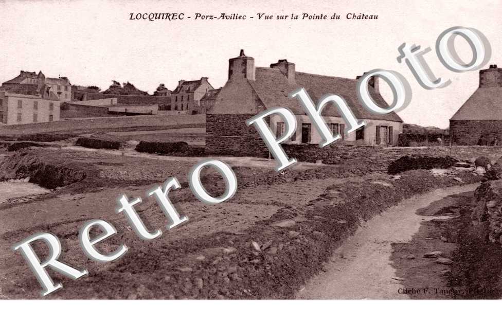 Porz-Aviliec  Vue sur la Pointe du Chateau