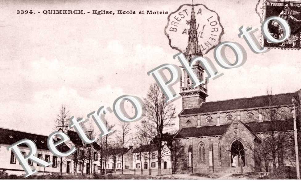 Eglise, Ecole et Mairie