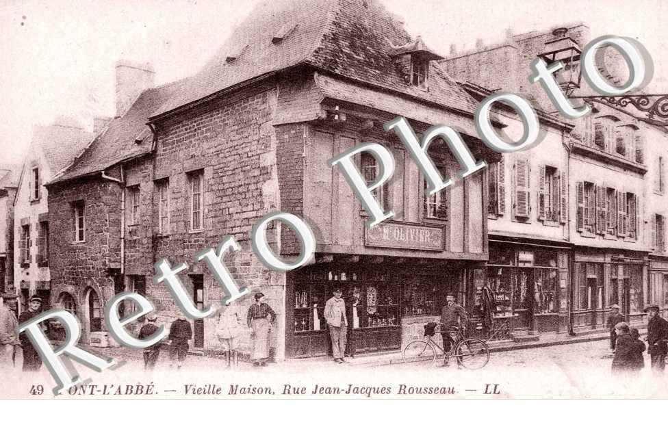 Rue Jean Jacques Rousseau