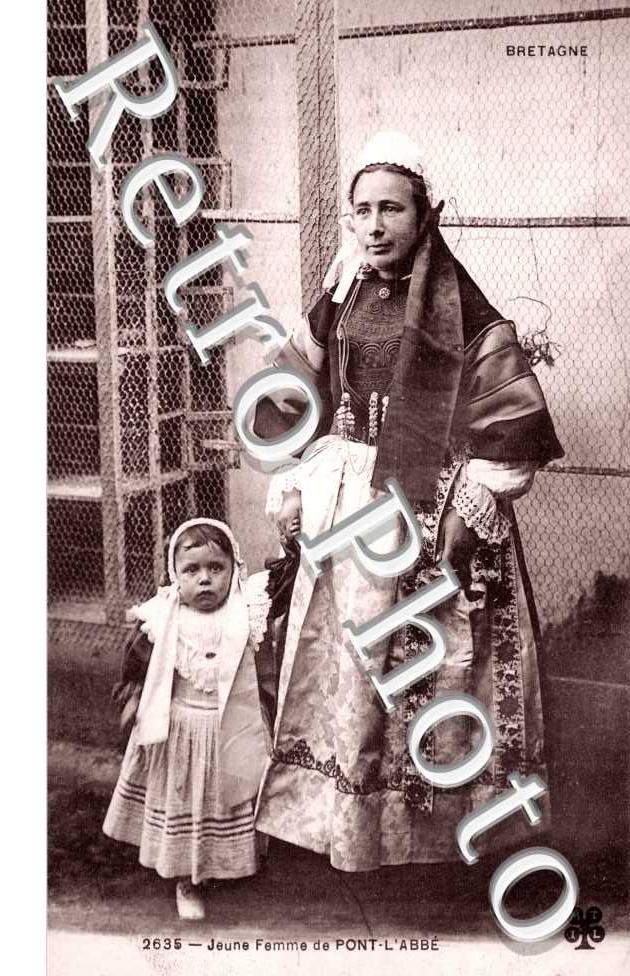 jeune femme et son enfant